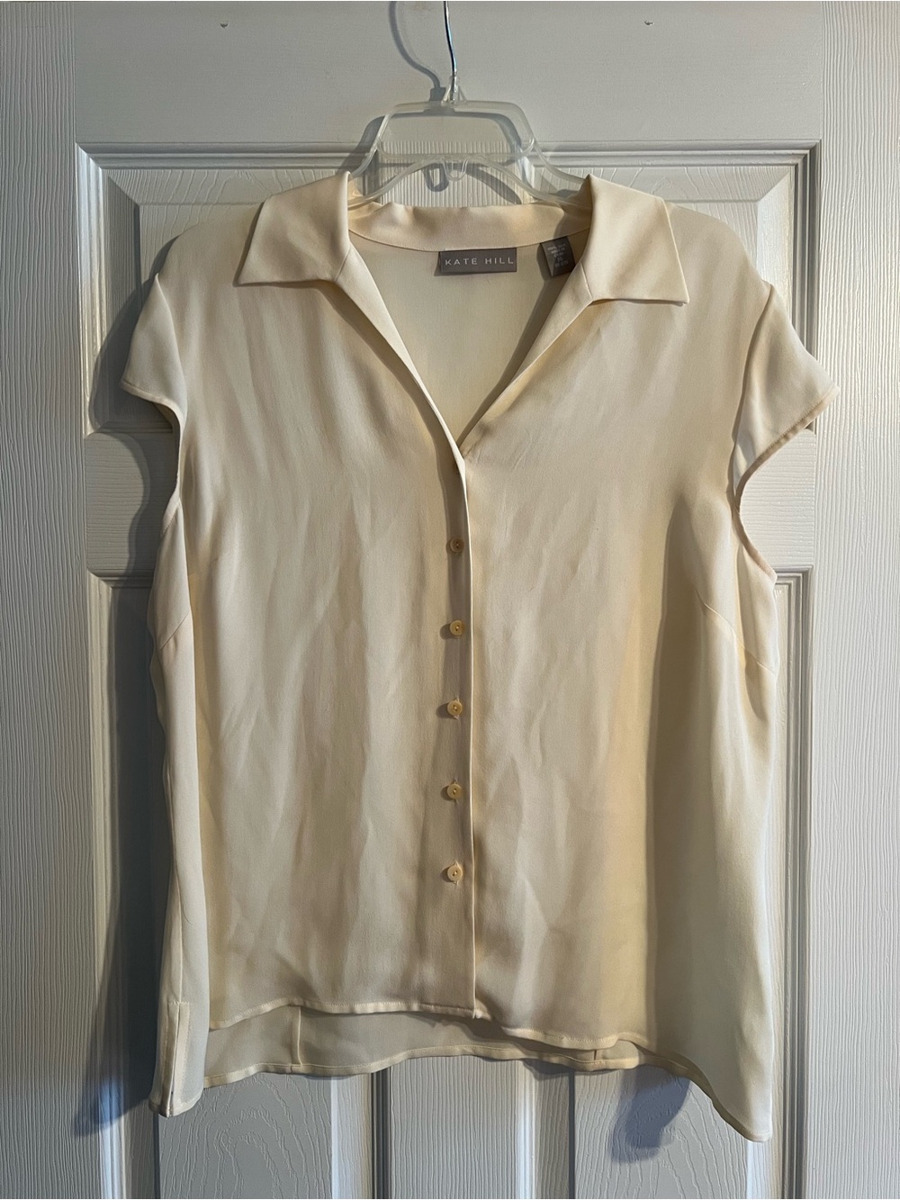 Kate Hill Cream Short Sleeve Button-Down Blouse with Collar